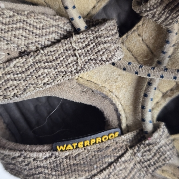 Keen Women Whisper Closed Toe Sport Sandals Hiking Size 8.5 Waterproof - Picture 11 of 15